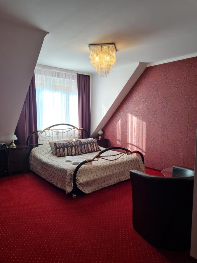 "Arkadia" Bed and Breakfast Ostroleka  Eksteriør billede